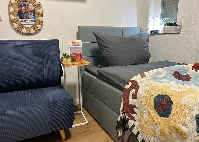 Modernesminizimmer-Stadtnah-Selfcheckin-Parkplatz